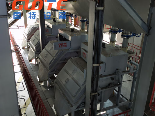 300tph Mobile Calcare Sand Making Machine VSI Stone Crusher con 8000KG di peso