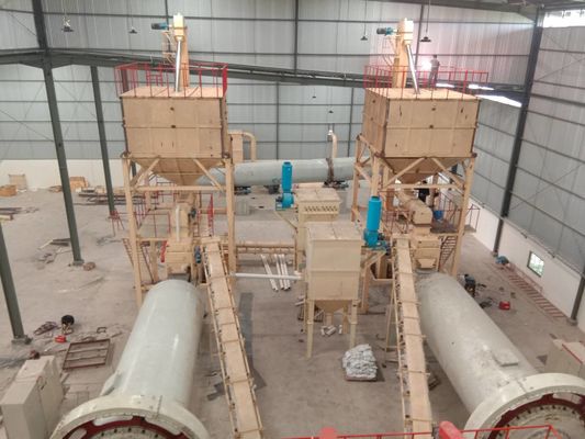 Sistema di lavoro continuo Molio a sfere in ceramica 2600 KG per la triturazione in polvere di quarzo a 325 maglie