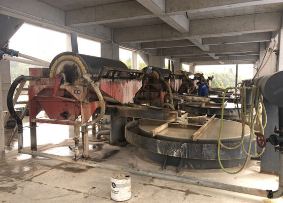 Negozi di materiali da costruzione Separatore magnetico a tamburo bagnato per la separazione dei metalli 3000-10000kg
